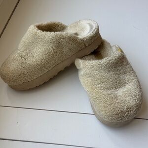 UGG Cream Fuzzy Slippers